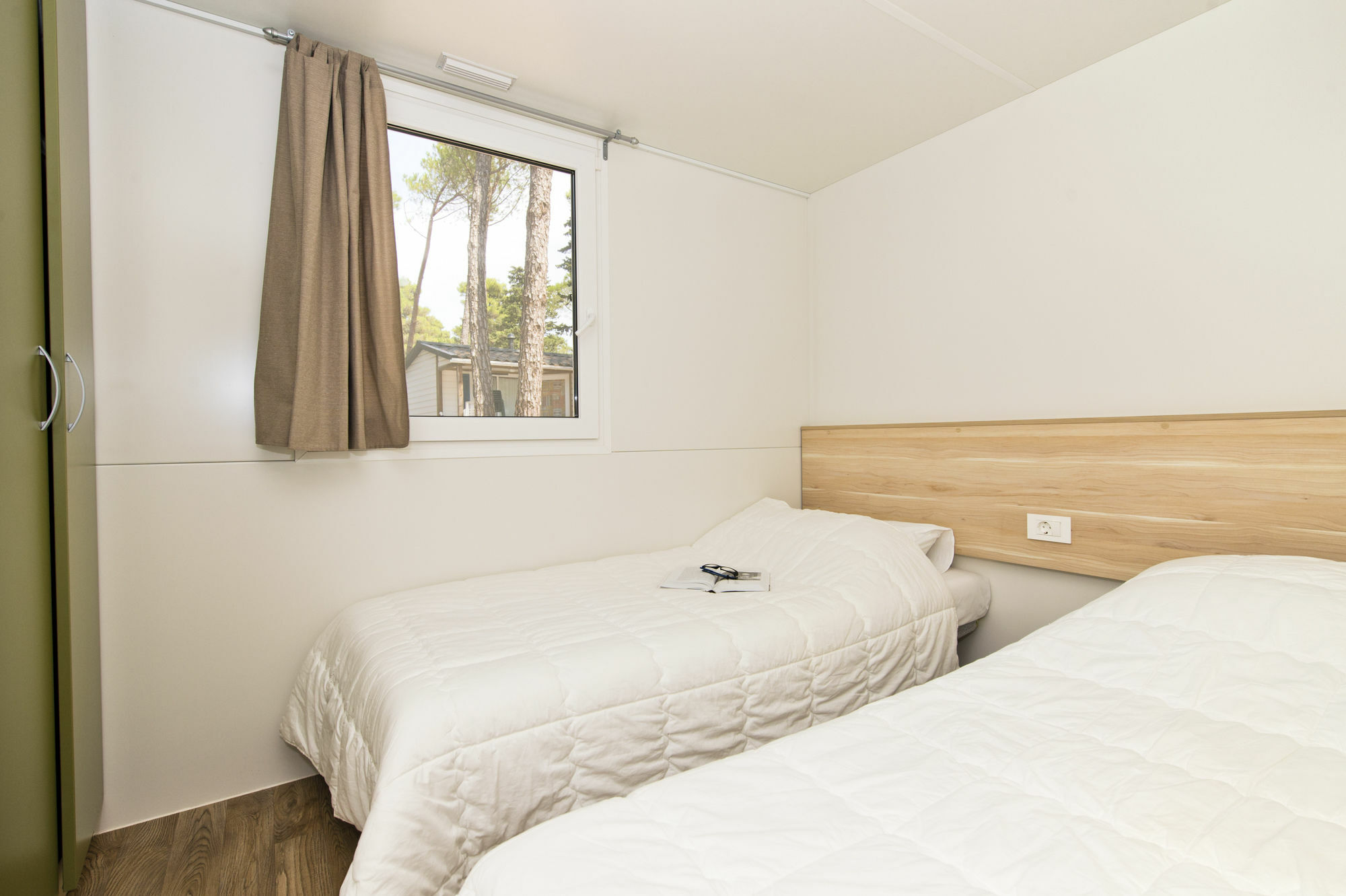 Zaton Holiday Resort Mobile Homes Nin Dış mekan fotoğraf